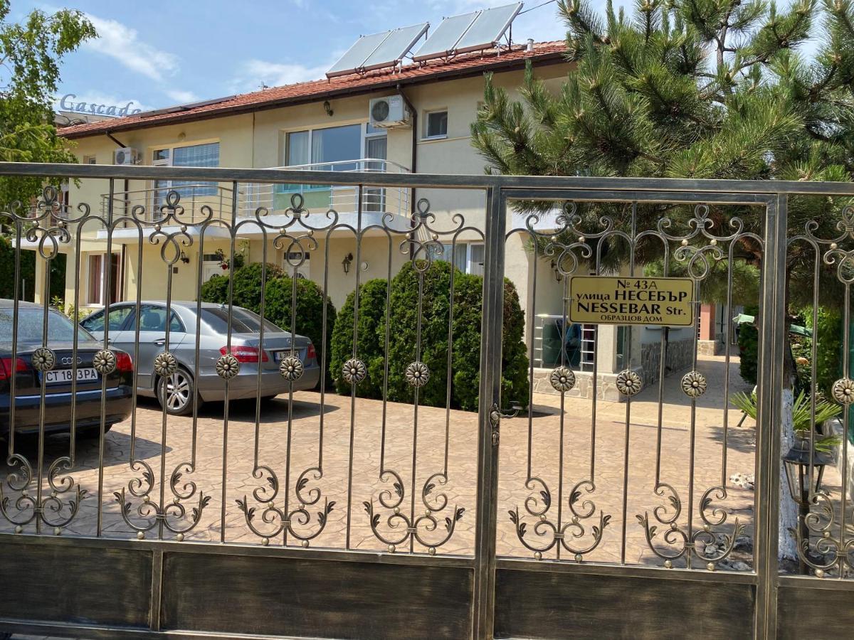 Sunny Guest House Ravda Esterno foto